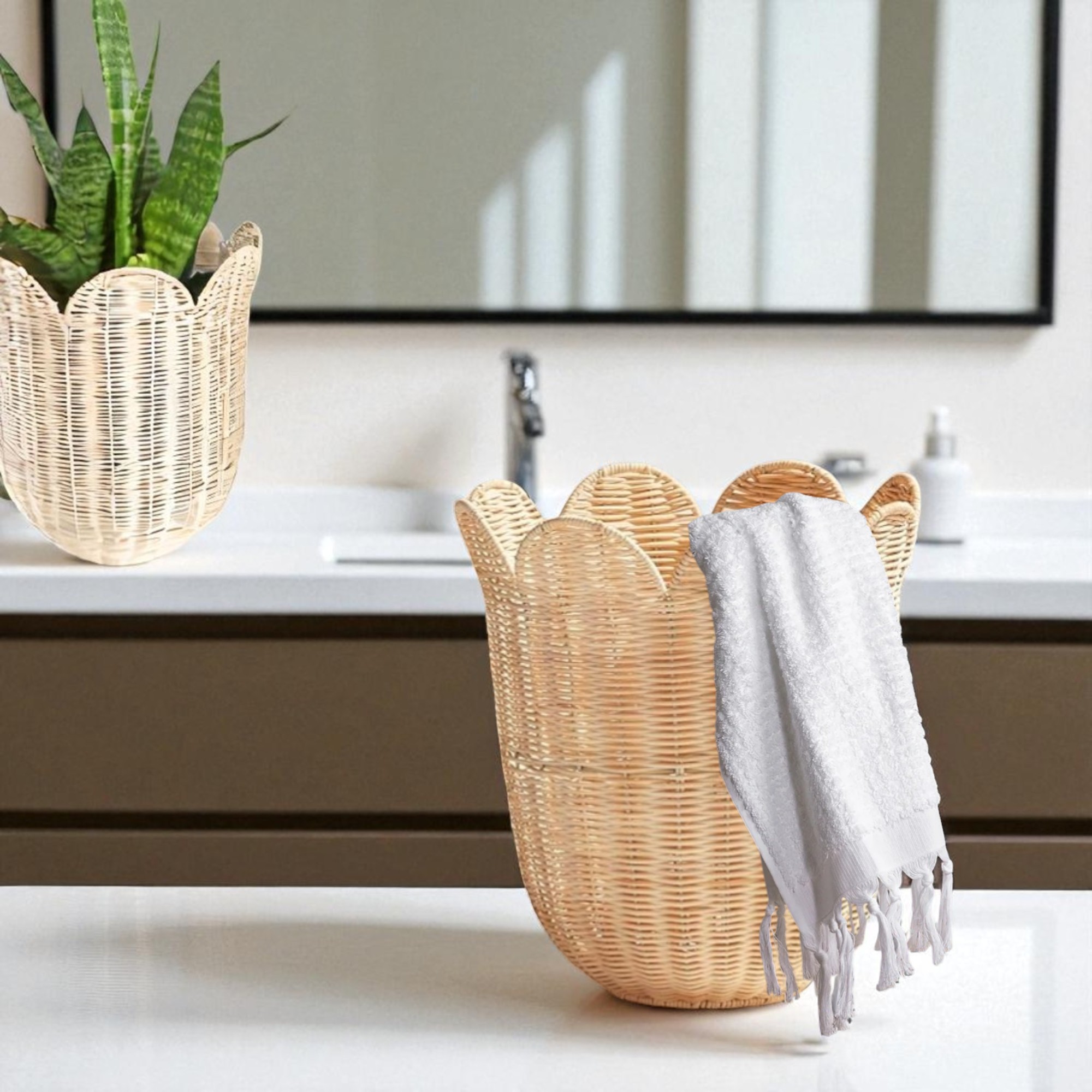 ISLA-5 Handmade Rattan Flower-shaped Baskets (Set 2) - Image 3