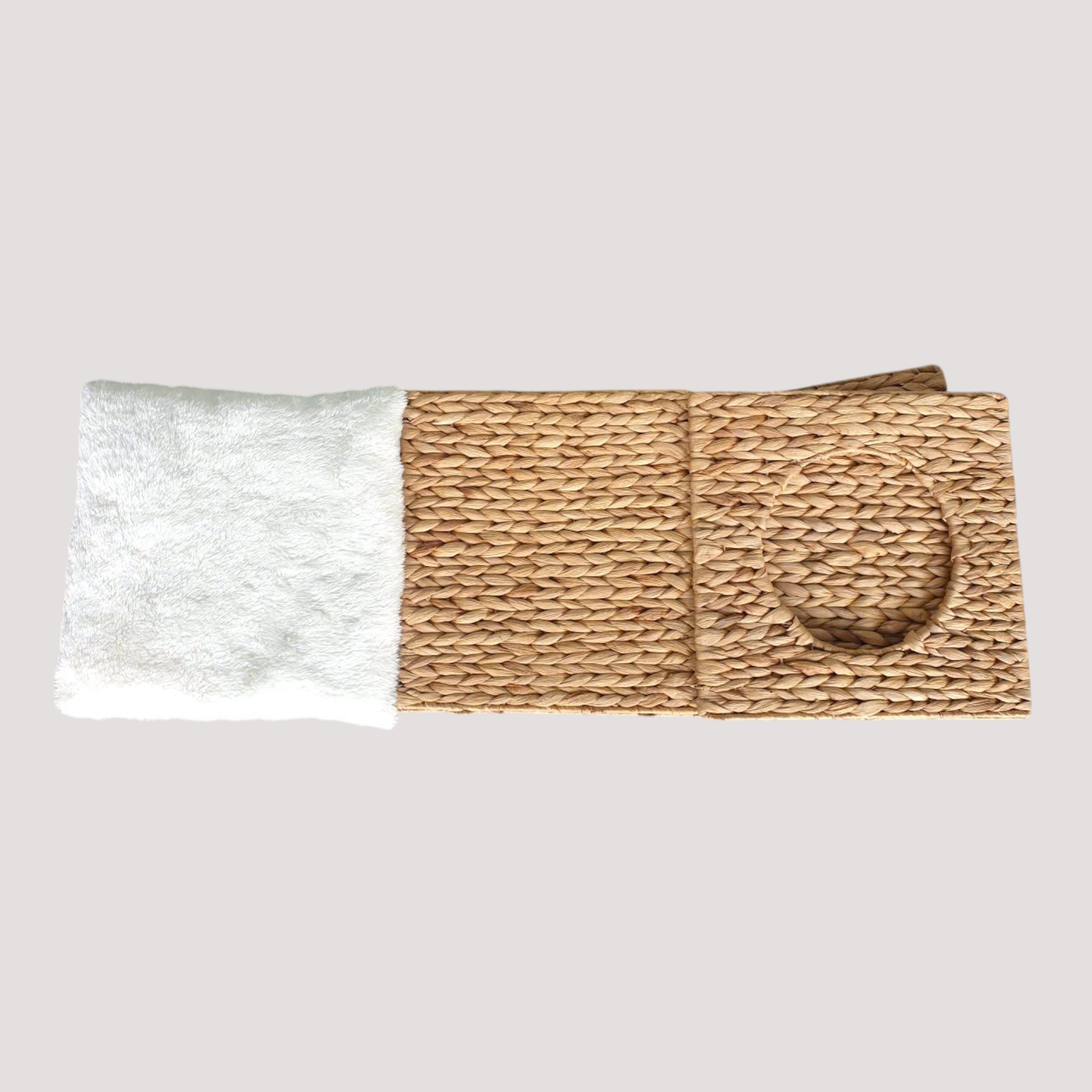 NEVIS-1 Hyacinth Cube Collapsible Cat Bed - Image 5