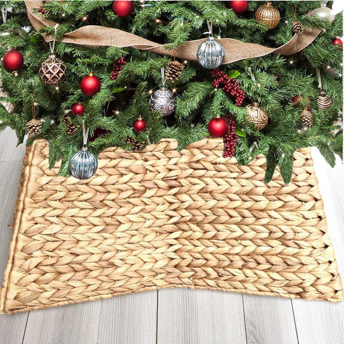 FIJI-1 Hyacinth Collapsible Pentastar Christmas Tree Collar